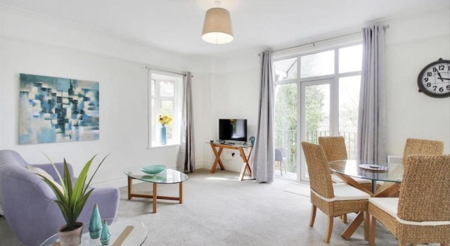 Stunning 2-bed Apartment in Tunbridge Wells, Book Lejlighed Royal Tunbridge Wells 