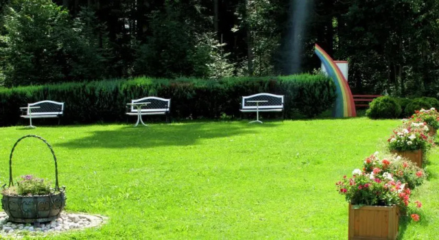 Gästehaus Regenbogen, Забронировать Отель Кёнигсфельд Шварцвальд