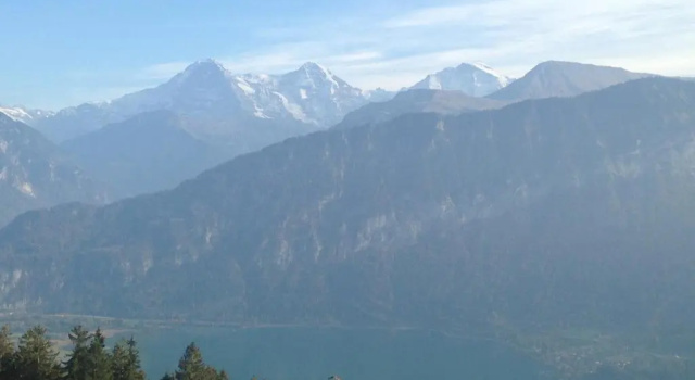 Люкс с видом на озеро App. Seeblick Top of Interlaken