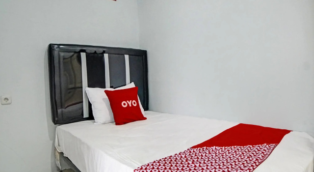 Номер Standard Hotel O Planet Guest House Syariah