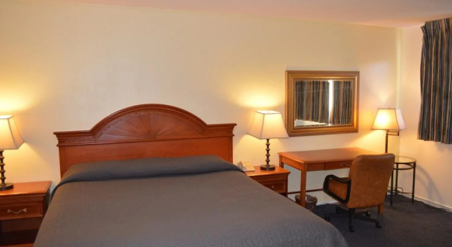 Glass Slipper Inn - Stanford Palo Alto, Забронировать Отель Пало-Альто Silicon Valley