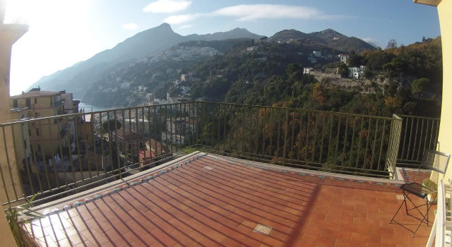 Wonderful Amalfi Coast apt overlooking the sea, Забронировать Апартаменты/квартира Отели Виетри с парковкой, Парковка