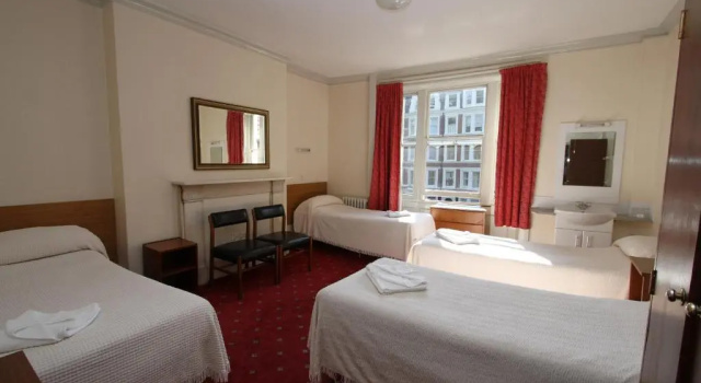 Пятиместный номер Standard Ridgemount Hotel