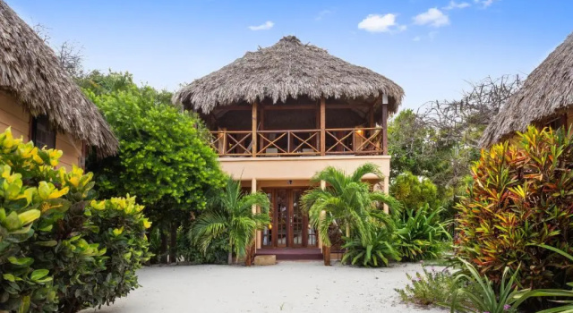 Люкс Portofino Beach Resort-An Authentic Island Escape!