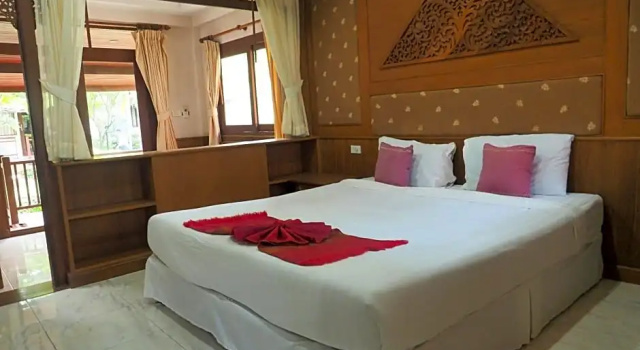 Вилла с видом на сад Suneast Bungalows