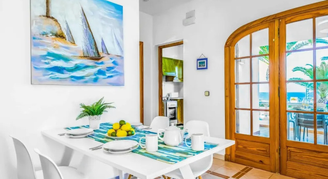 Villa Lali, Забронировать Вилла Отели S'Albufera des Grau Natural Park с бассейном, Бассейн