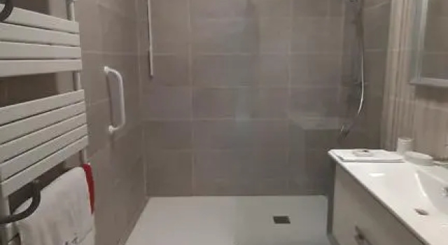 ma petite maison dans....., Забронировать Отель Отели Альпий с парковкой, Парковка