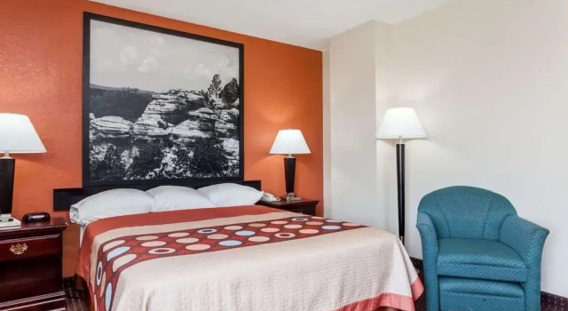Super 8 Harrisburg Il, Đặt Khách sạn Harrisburg 