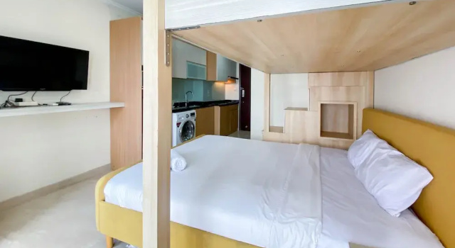 Студия Comfort And Modern Studio Apartment At Menteng Park