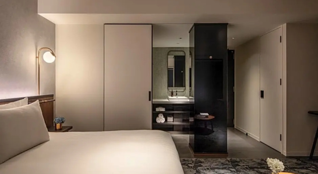 THE LIVELY HONMACHI OSAKA / Vacation STAY 78286, Забронировать Отель Сакаи Осака, рядом с Adam Lounge