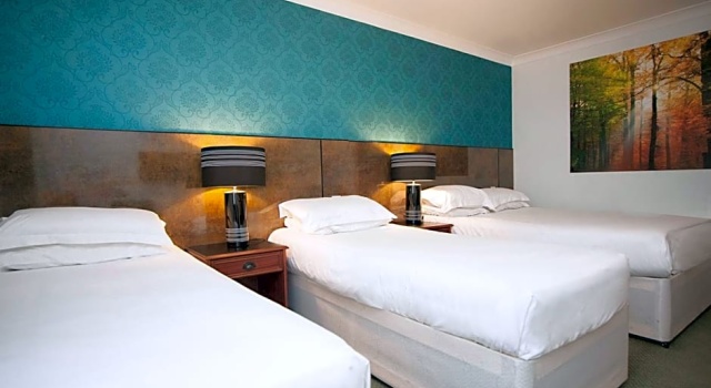 Четырёхместный номер Standard The Victoria Hotel Manchester by Compass Hospitality