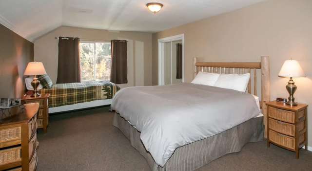 Leavenworth River Haus, Забронировать Отель Левенуэрт 