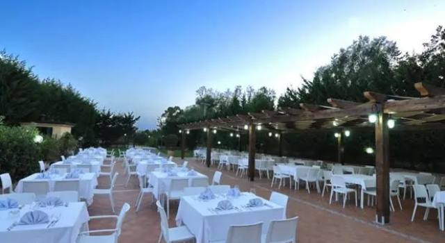 Hotel Club Artemis, Забронировать Отель Отели Казаль-Велино с бассейном, Бассейн