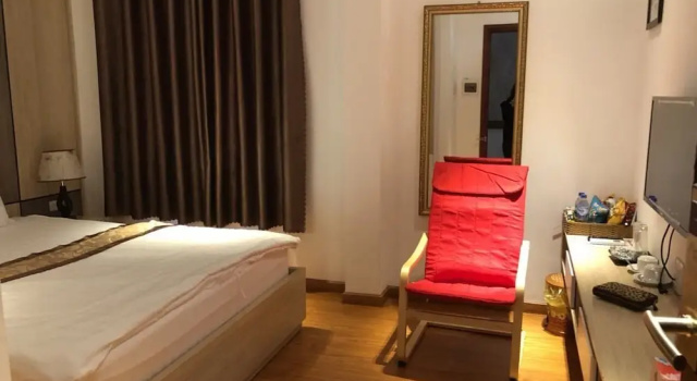 Номер Luxury Phi Long Hotel