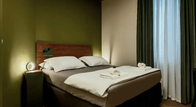Green, Deluxe Two Bedroom Suite