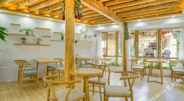 Lijiang Hongchen Jingtu Inn Wangjiazhuang
