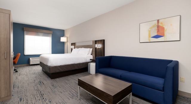 Двухместный люкс Holiday Inn Express Hotel and Suites Kingsville by IHG