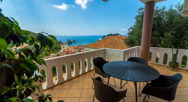 Апартаменты Evgenias sea view apartments