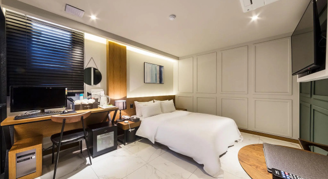 Номер Luxury Plum Hotel