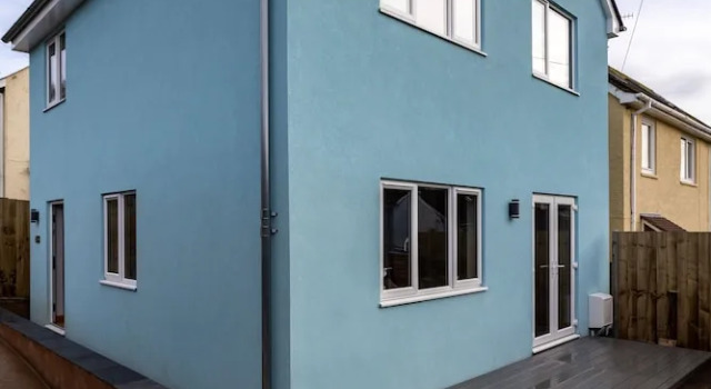 Totnes modern house sleeps 8 , 5 mins to town, Varaa Hotelli Totnes Devon