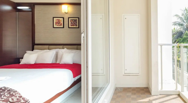 Люкс c 1 комнатой с видом на город D Homz Suites
