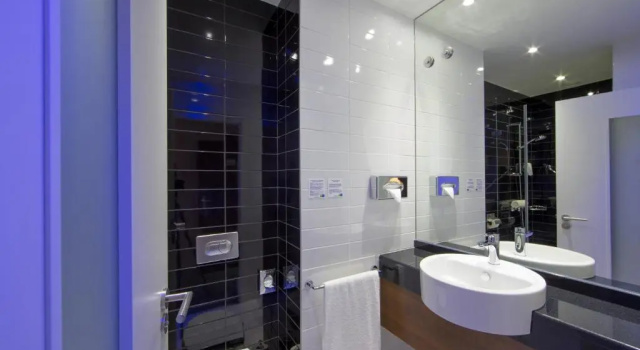 Двухместный номер Standard Holiday Inn Express Lisboa - Av. Liberdade by IHG