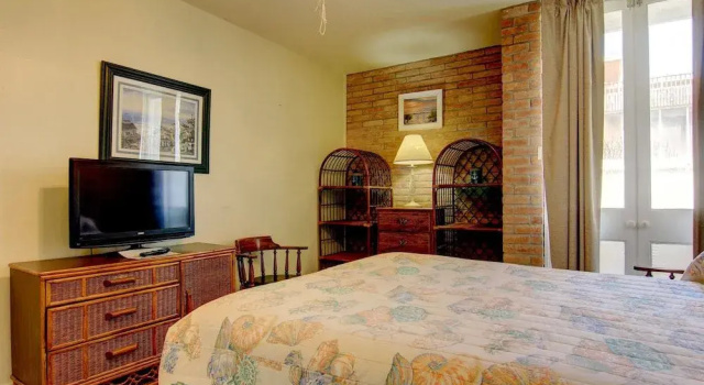 Channelview 106, Book Hotel Houston hoteller med parkering, Parkering