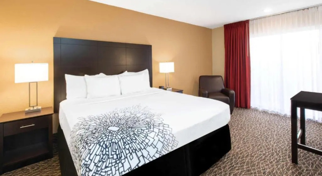 Номер La Quinta by Wyndham Clearwater Central