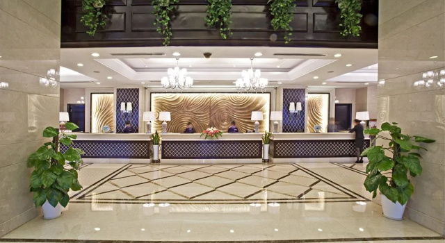 Regal Plaza, Забронировать Отель Отели Ханчжоу с завтраком, рядом с Площадь Улинь, Завтраки