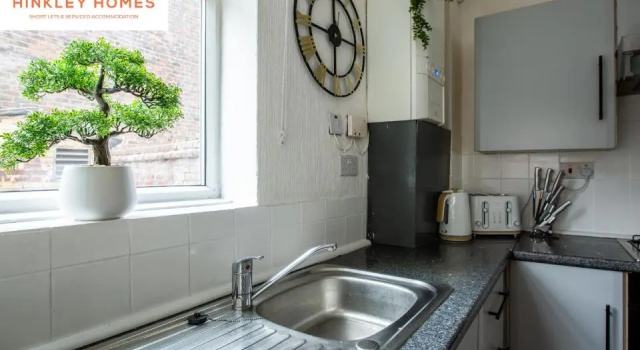 Stanley House - 7 doubles! - Parking! - City Links By Hinkley Homes Short Lets & Serviced Accommodation, Book Hotel Liverpool centrum Liverpool