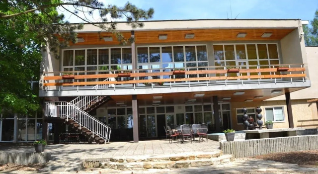 Hotel Fontána, Забронировать Отель Брно Южноморавский край, рядом с Брненское водохранилище
