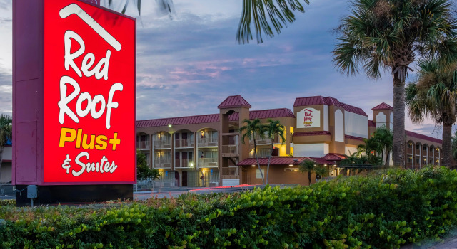 Red Roof Inn & Suites Naples, Rezervați Hotel East Naples Naples