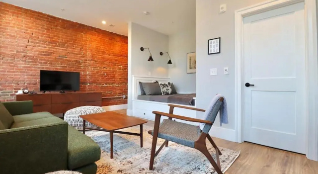 Коттедж 9 Suites at Prince Street Inn