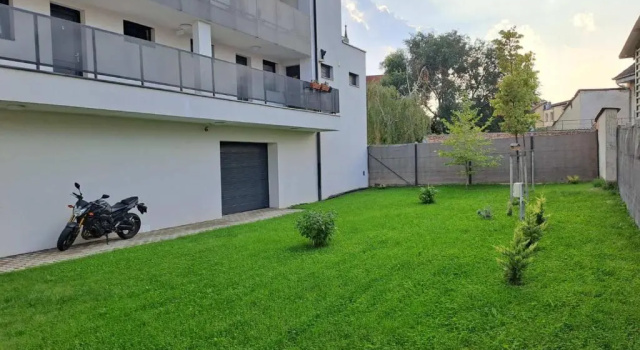 DISZTINGVÁLT Apartman