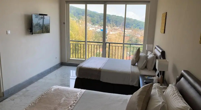 Номер Standard Arainn Bed And Breakfast Tretes Prigen by ecommerceloka