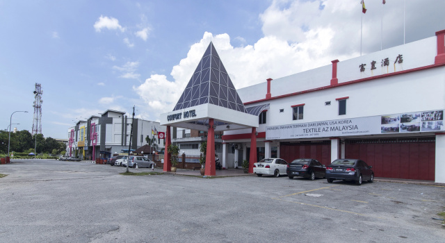 Super OYO 484 Comfort Hotel Kapar, Забронировать Отель Отели Селангор с парковкой, Парковка