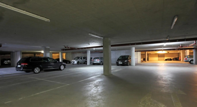 Hotel Kras, Забронировать Отель Постойна 