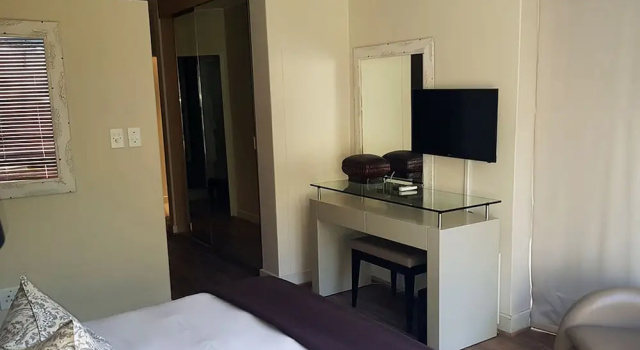 Апартаменты Luxury с 3 комнатами с балконом Weom Apartments