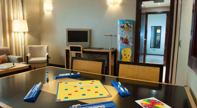Полулюкс Hotel Princesa De Eboli