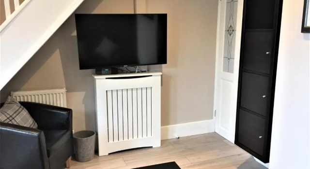 Guineas House, Book Hotel Newmarket Suffolk