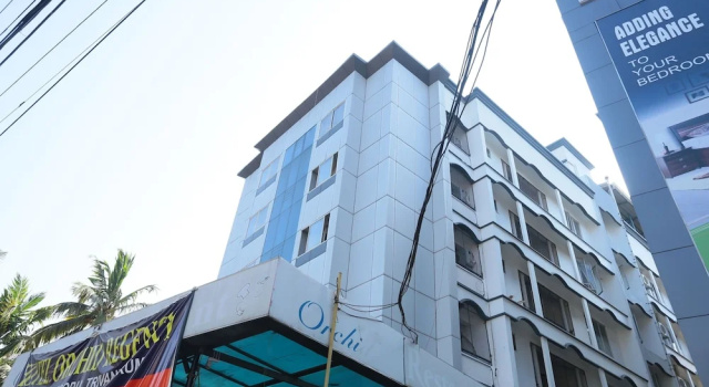 OYO Flagship 26502 Orchid Regency, Забронировать Отель Отели штата Кералы с завтраком, Завтраки