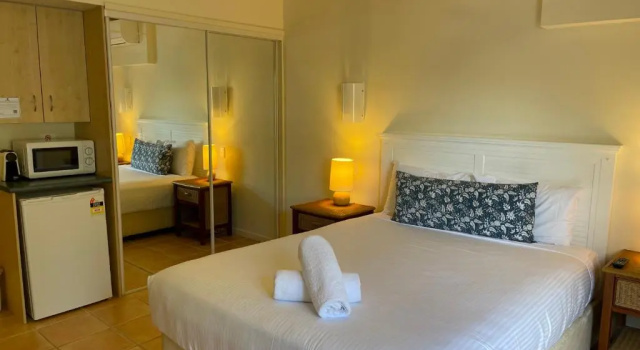 Апартаменты Цокольный этаж c 1 комнатой The Cove Yamba