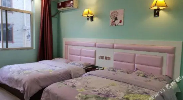 Jinlong Hotel, Забронировать Отель Чуксионг Юньнань