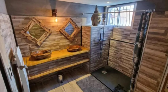 Rêves de vie, appartement vue mer, piscine non chauffée et spa privatifs, Забронировать Курортный отель СПА-отели Calanques National Park, SPA-услуги