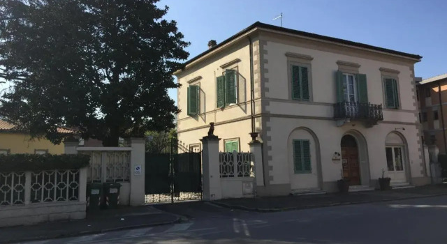 Lucca Relais, Забронировать Гостевой дом Гостевые дома Лукки, рядом с Piazza dell'Anfiteatro, Гостевой дом