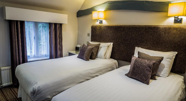 The Casa Hotel and Marco Pierre White Restaurant - Camberley West, Reservar Hotel Yateley Berkshire