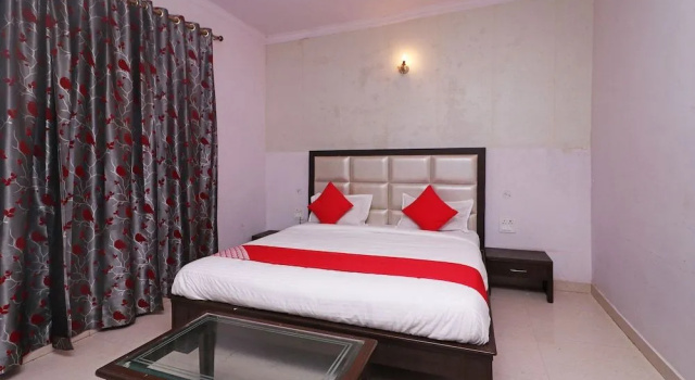 OYO 45787 Mangalam Resort, Varaa Lomakeskus Satna Madhya Pradesh