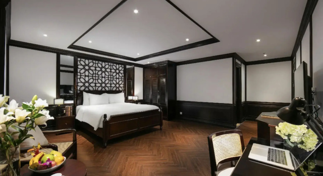 Студия Deluxe MAY DE VILLE Crown Hotel