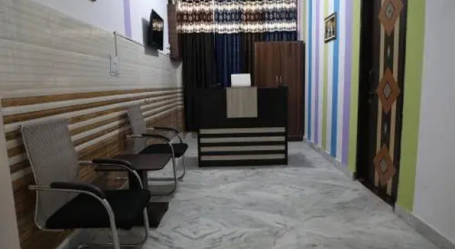 OYO 22745 The Elite venue, Забронировать Отель Отели штата Уттар-Прадеша с завтраком, Завтраки