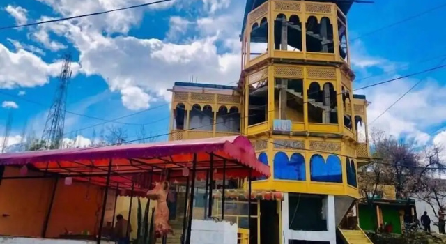 Mondoq Fort Hotel Skardu